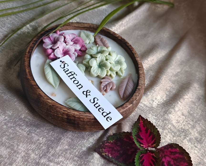 Wooden Floral Shade Candle